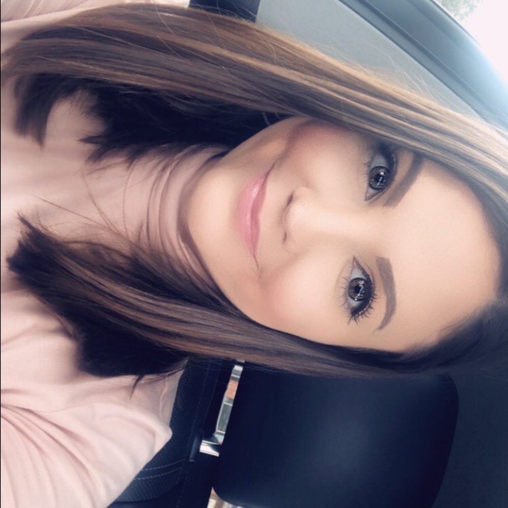 Meet your Posher, Jessica